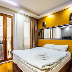 Xenia Taksim Стамбул